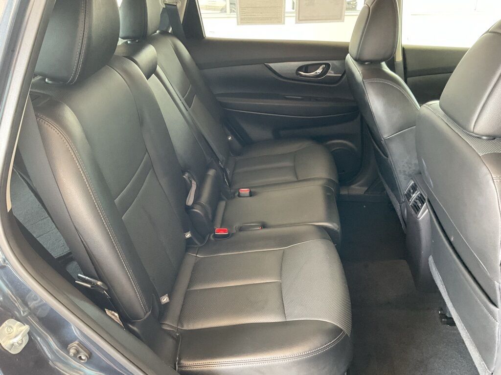 2016 Nissan Rogue SL Duluth MN