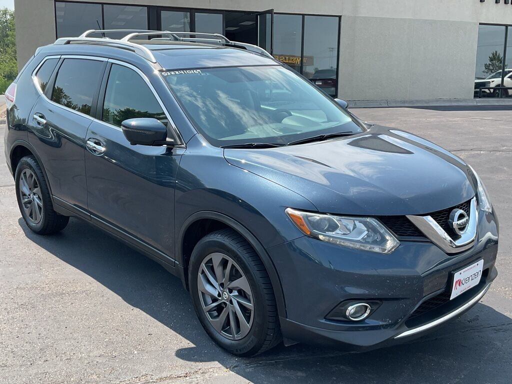 2016 Nissan Rogue SL Duluth MN