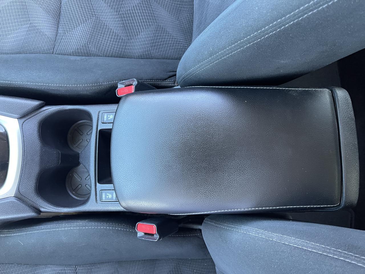 2016 Nissan Rogue SV AWD Hayden ID