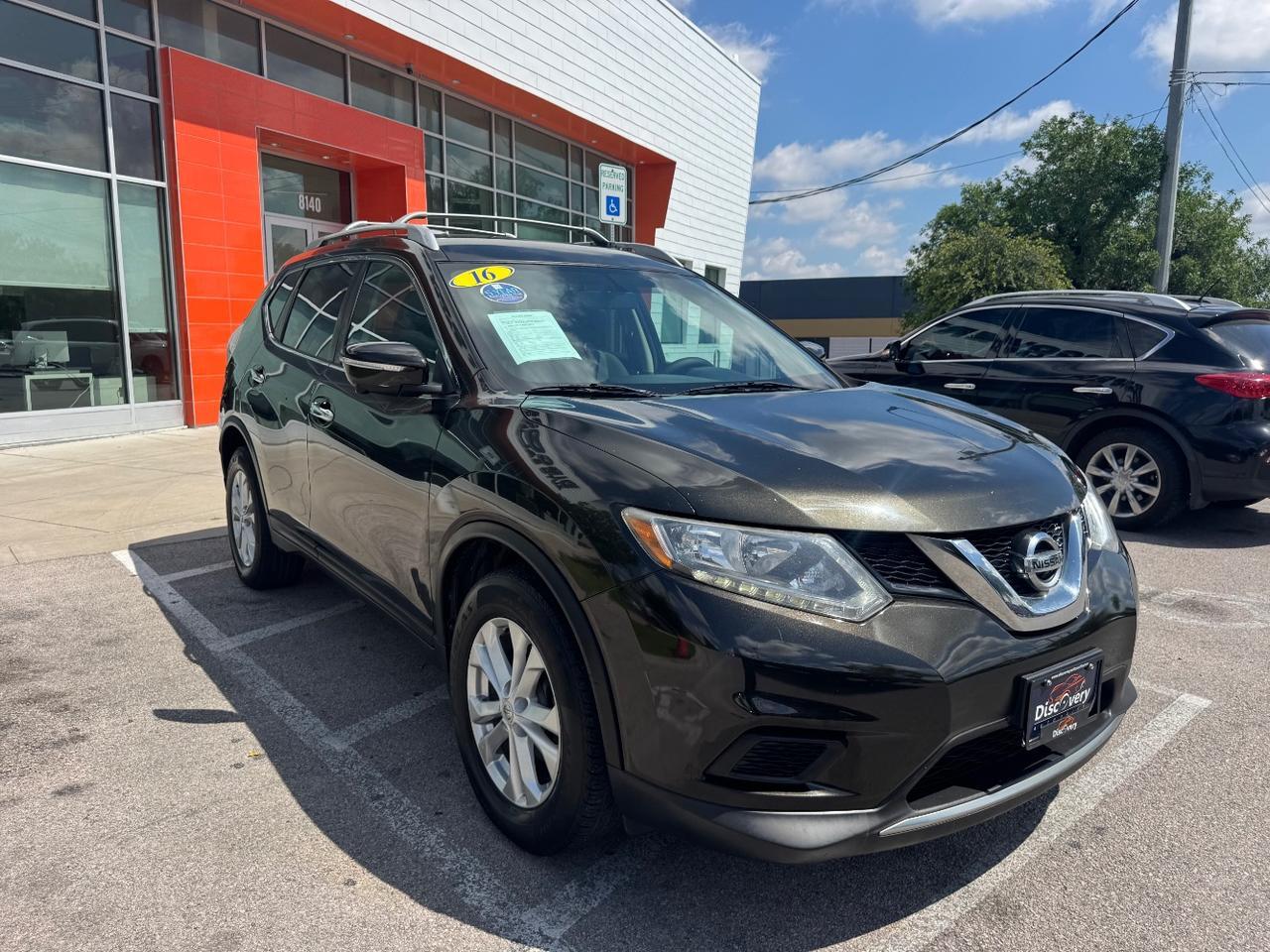 2016 Nissan Rogue SV