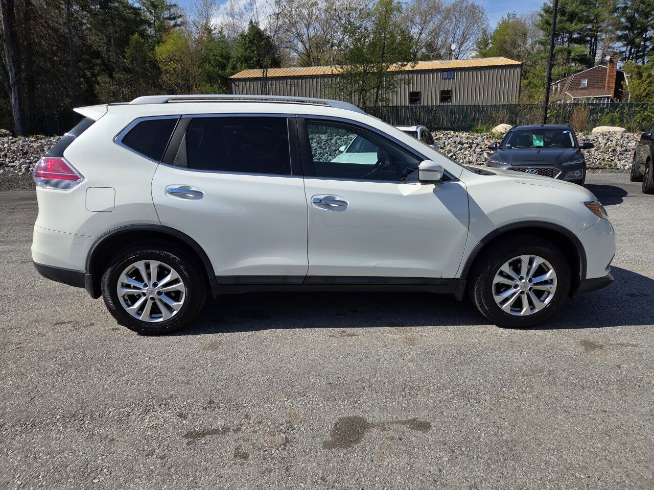 2016 Nissan Rogue SV