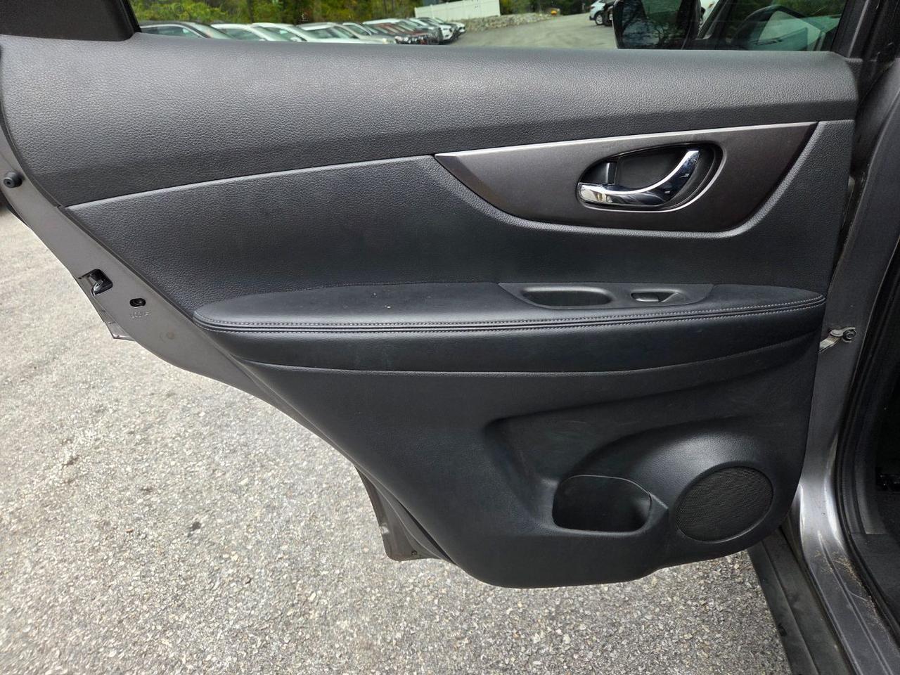 2016 Nissan Rogue SV Charlton MA