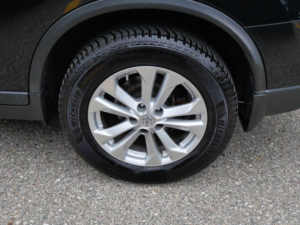 2016 Nissan Rogue SV Mt Pleasant MI