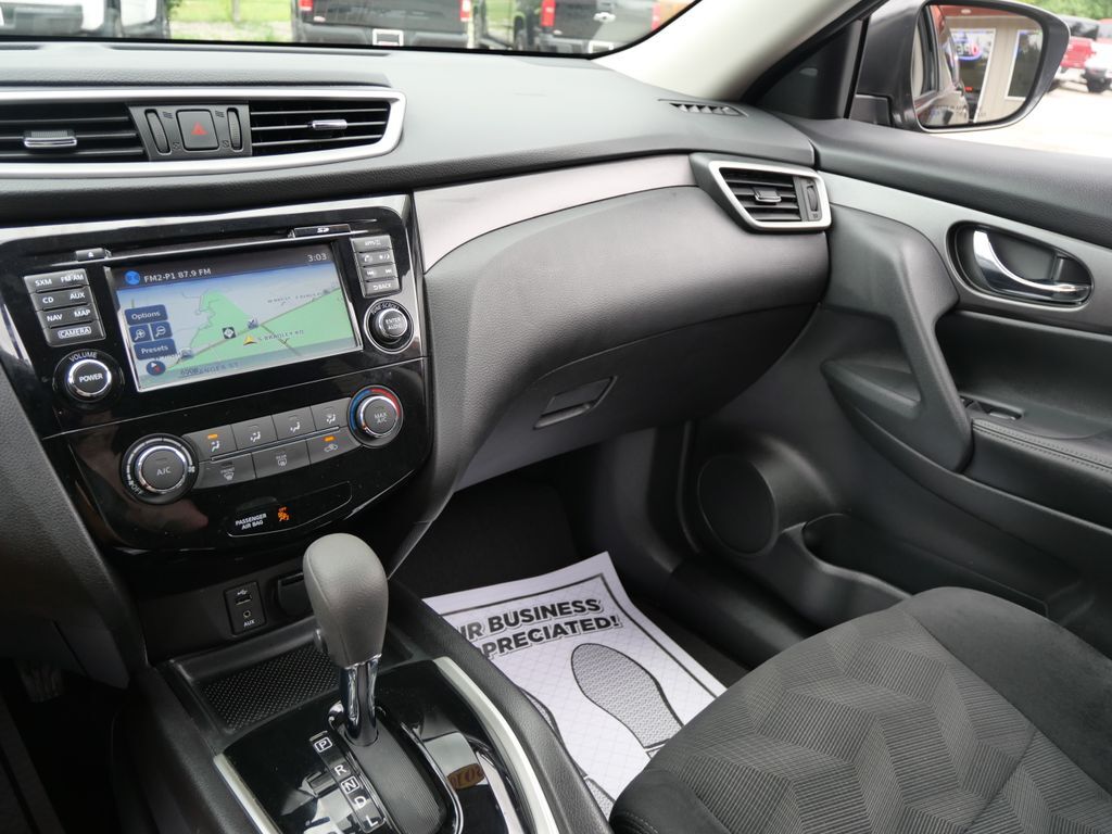 2016 Nissan Rogue SV Mt Pleasant MI