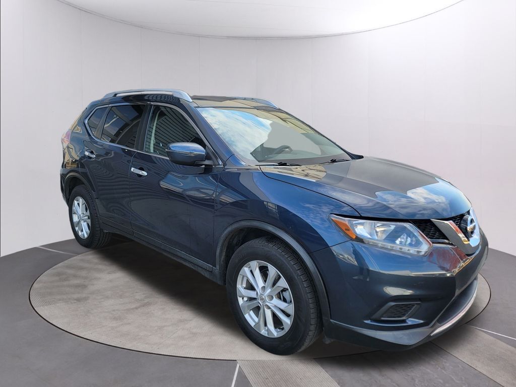 2016 Nissan Rogue SV Oshkosh WI
