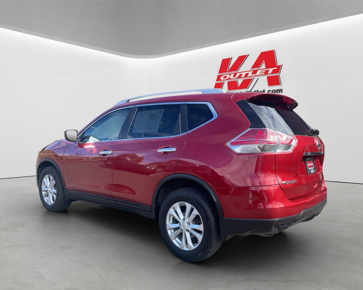 2016 Nissan Rogue SV Sport Utility 4D