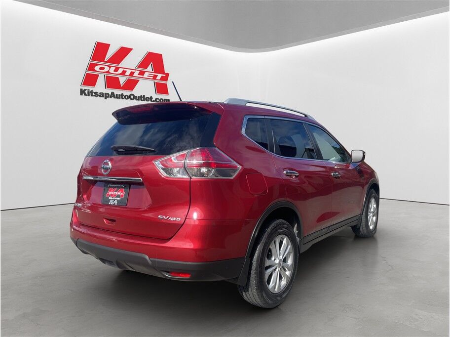 2016 Nissan Rogue SV Sport Utility 4D