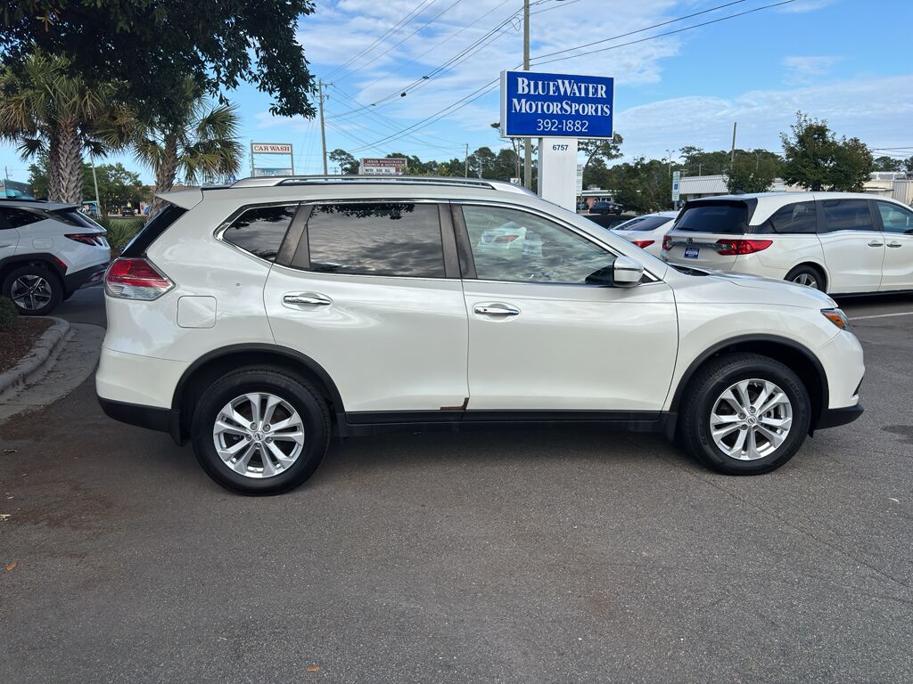 2016 Nissan Rogue SV