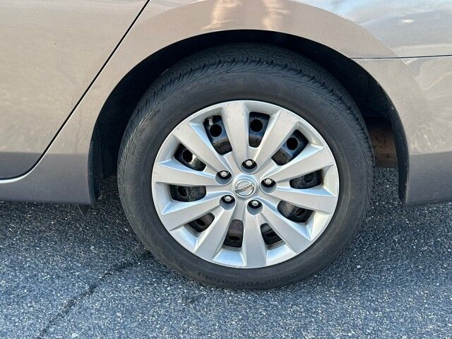 2016 Nissan Sentra S Worcester MA 2016 Nissan Sentra S Worcester MA