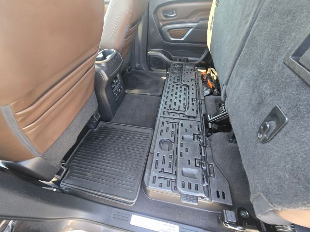 2016 Nissan TITAN XD Platinum Reserve Diesel Saint Joseph MO