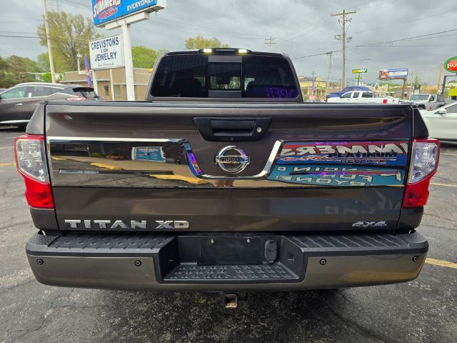 2016 Nissan TITAN XD Platinum Reserve Diesel Saint Joseph MO