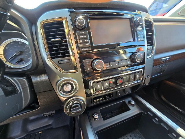 2016 Nissan TITAN XD Platinum Reserve Diesel Saint Joseph MO