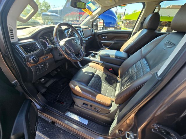 2016 Nissan TITAN XD Platinum Reserve Diesel Saint Joseph MO