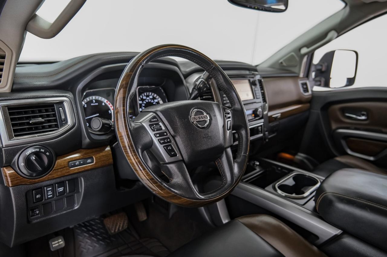 2016 Nissan Titan XD PLATINUM RESERVE CREW CAB 4WD DIESEL BLIND SPOT ASSIST NAVIGATION LEATHER SEATS Carrollton TX