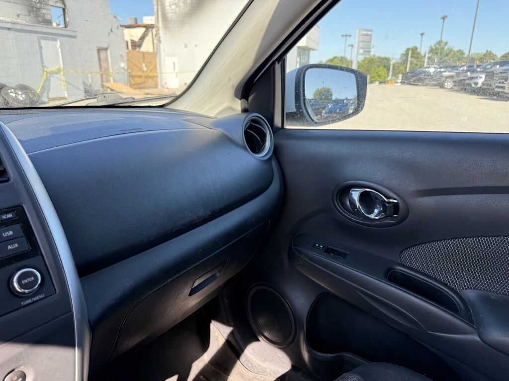 2016 Nissan Versa 1.6 SV Crestwood KY