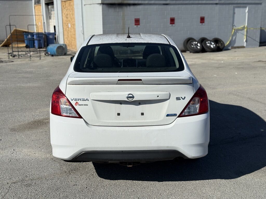 2016 Nissan Versa 1.6 SV Crestwood KY