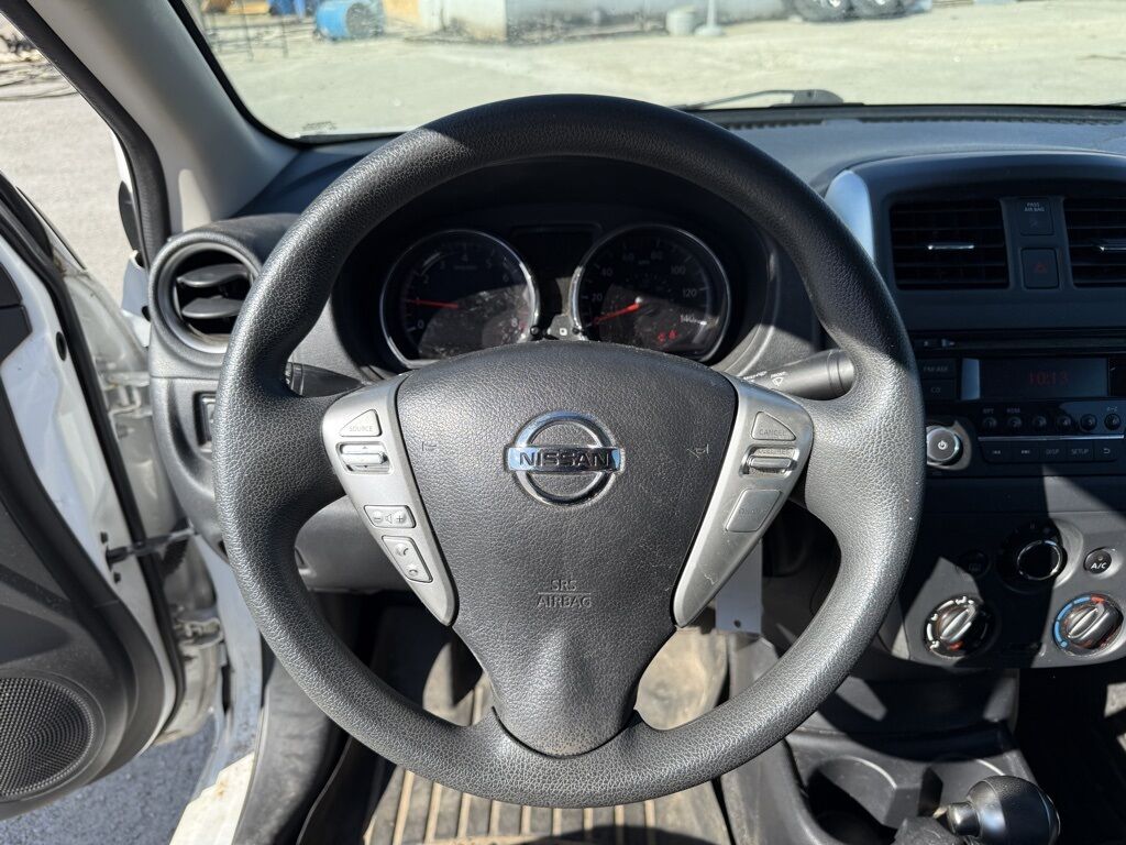 2016 Nissan Versa 1.6 SV Crestwood KY