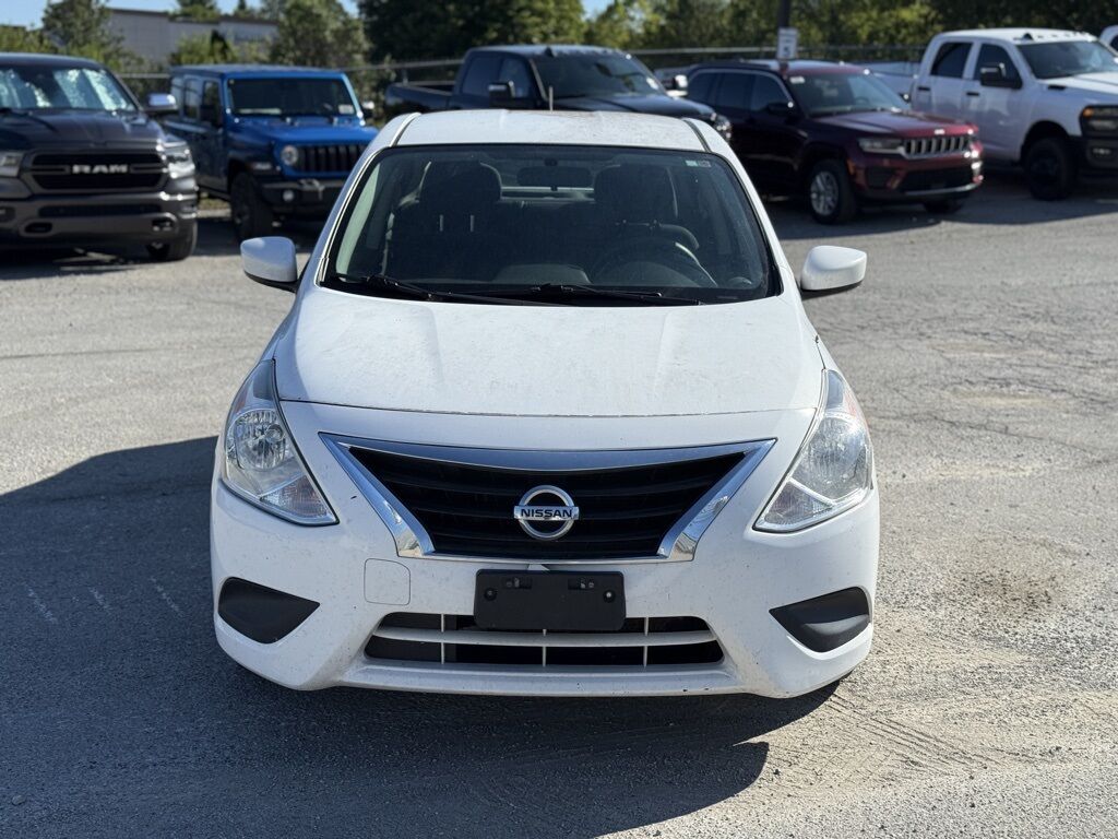 2016 Nissan Versa 1.6 SV Crestwood KY