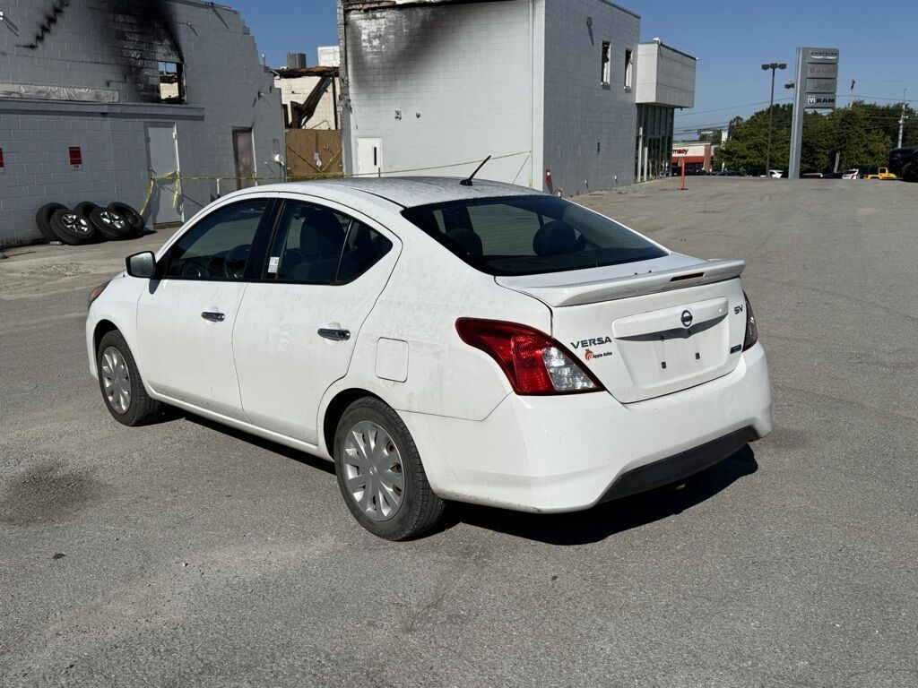 2016 Nissan Versa 1.6 SV Crestwood KY