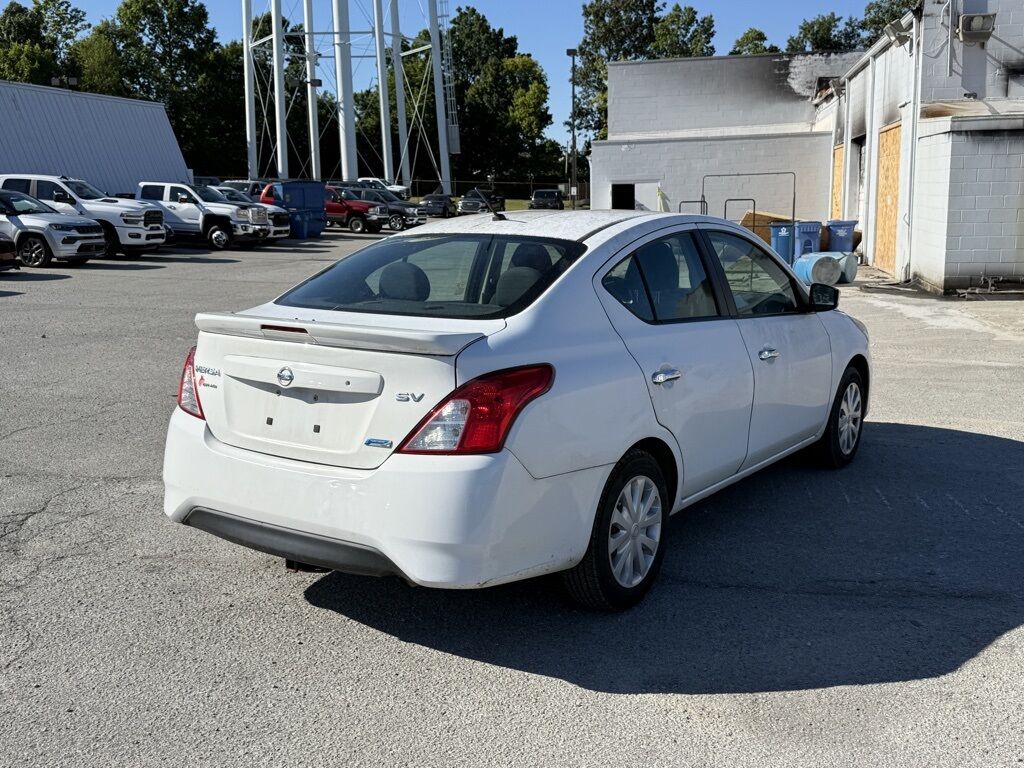 2016 Nissan Versa 1.6 SV Crestwood KY