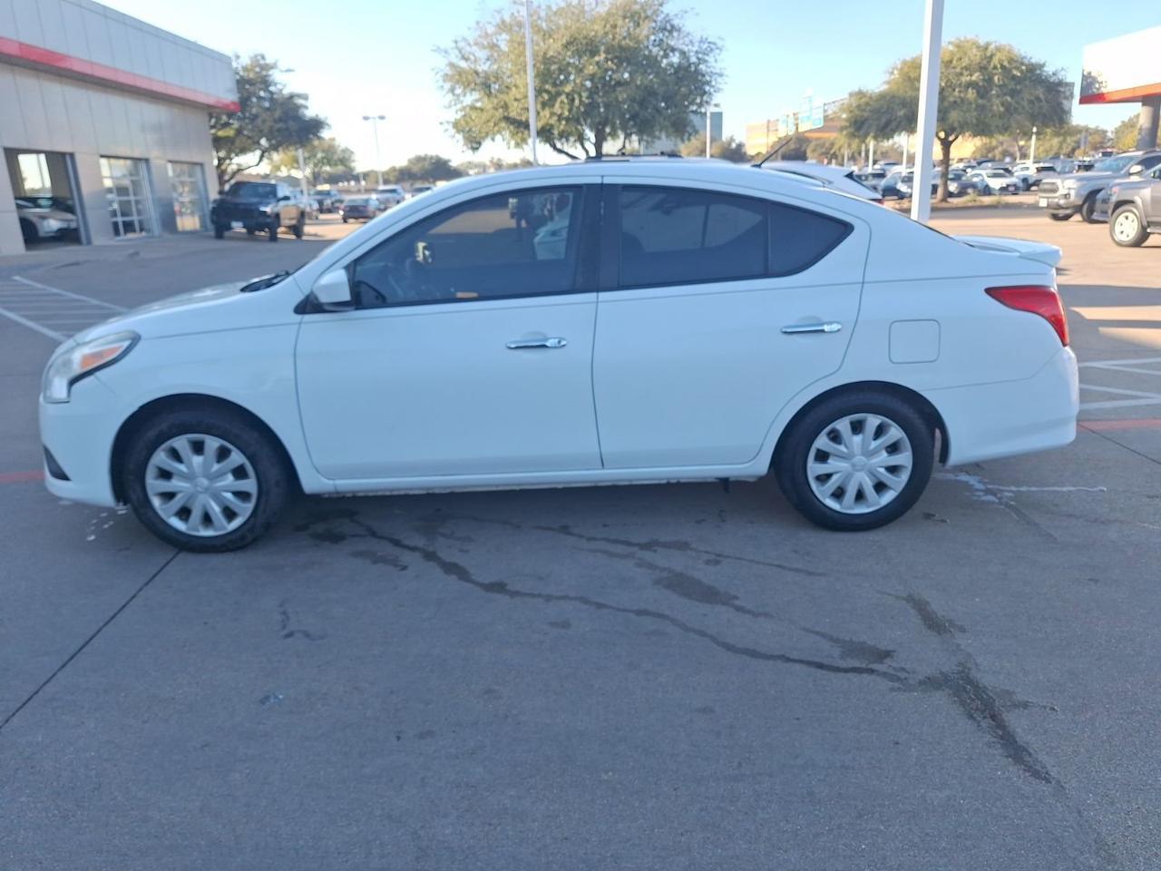 2016 Nissan Versa 1.6 SV Hurst TX