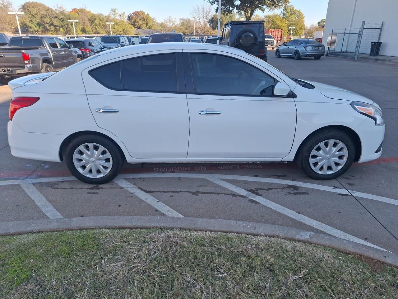 2016 Nissan Versa 1.6 SV Hurst TX