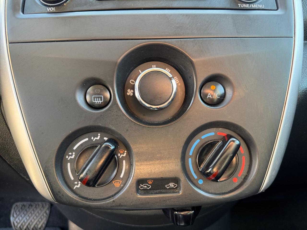 2016 Nissan Versa SV New Braunfels TX