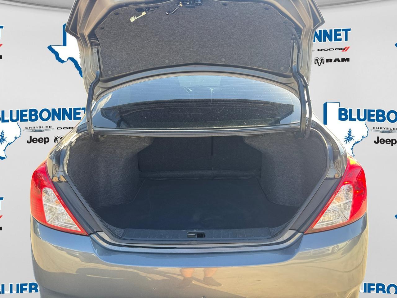 2016 Nissan Versa SV New Braunfels TX