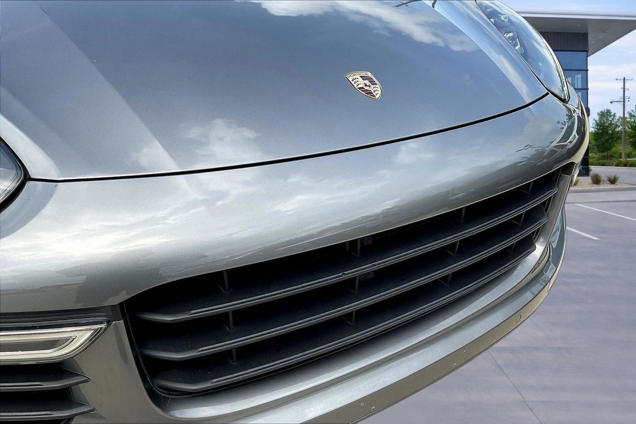 2016 PORSCHE CAYENNE GTS Houston TX