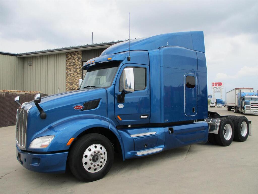 2016 Peterbilt 579 80 2016 Peterbilt 579 80