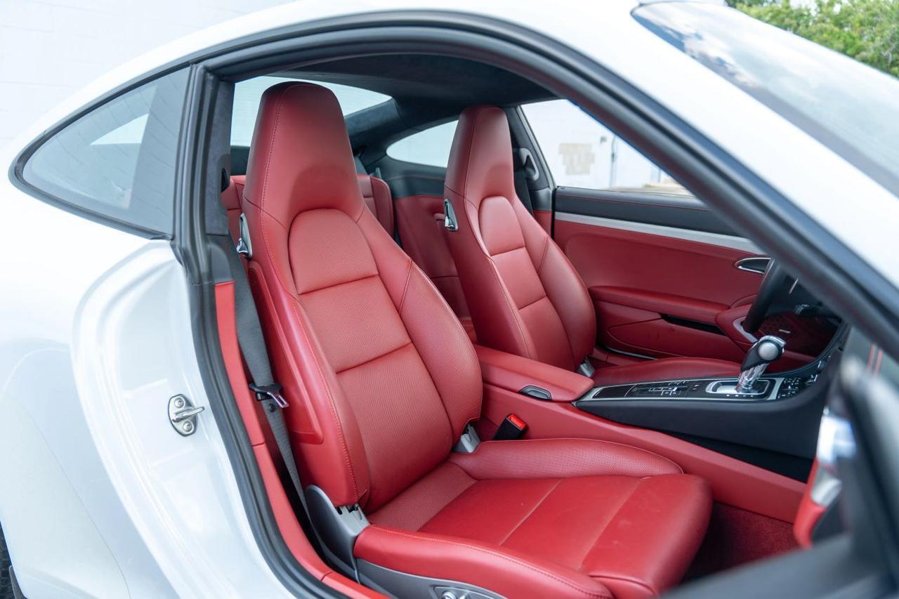 2016 Porsche 911 Carrera Coupe 2D St. Louis MO