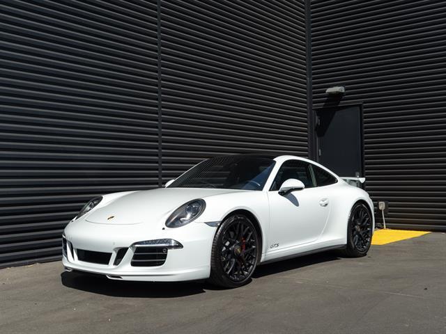 2016 Porsche 911 Carrera GTS