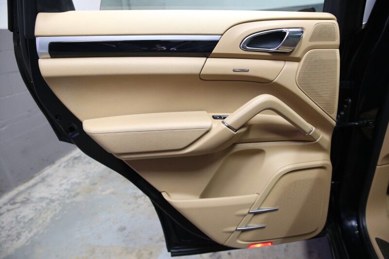 2016 Porsche Cayenne Plainview NY