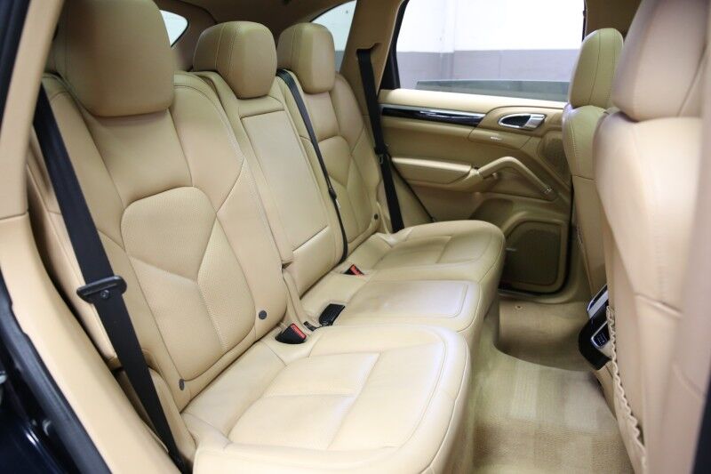 2016 Porsche Cayenne Plainview NY