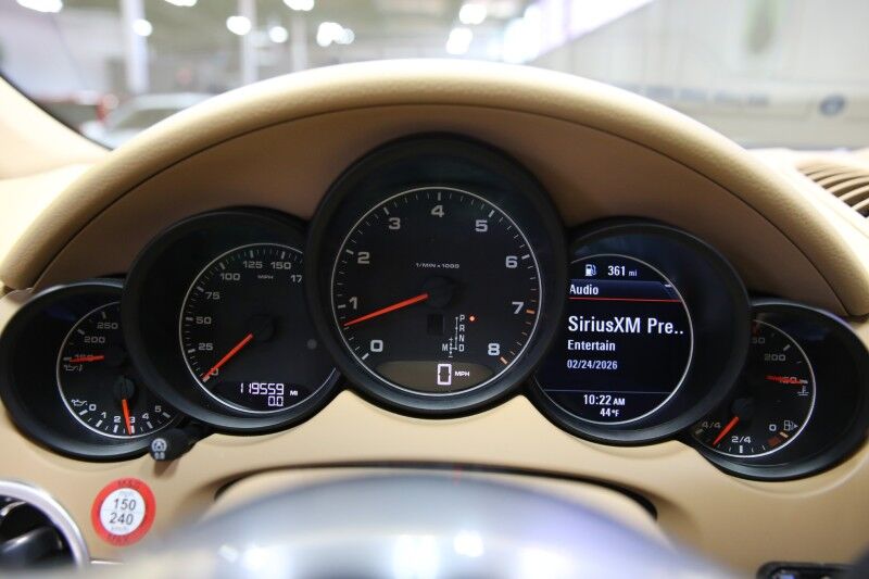 2016 Porsche Cayenne Plainview NY