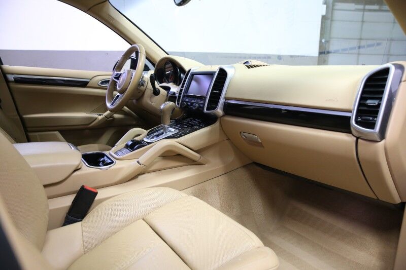 2016 Porsche Cayenne Plainview NY