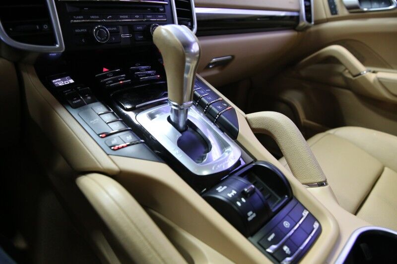 2016 Porsche Cayenne Plainview NY