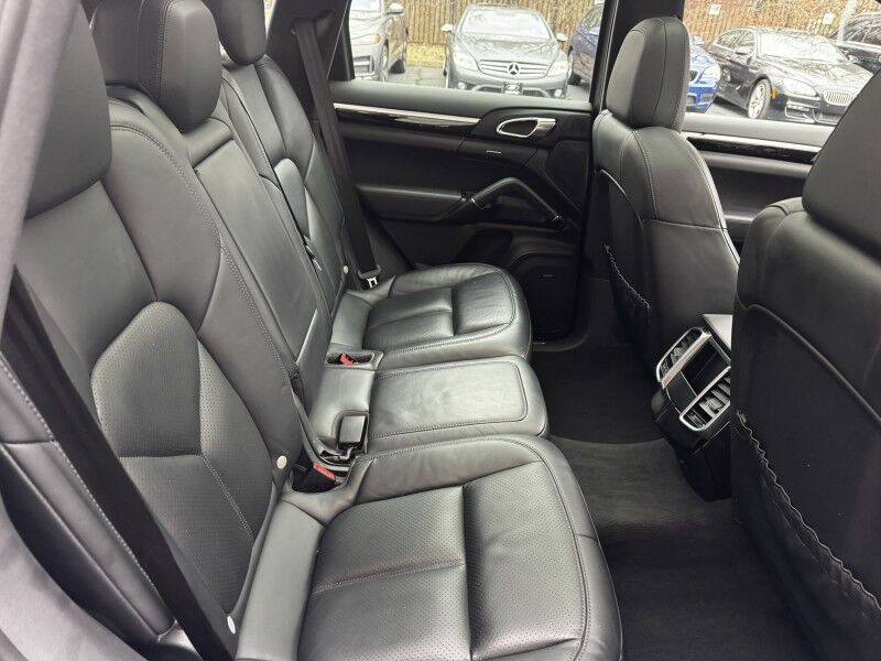 2016 Porsche Cayenne Willow Grove PA