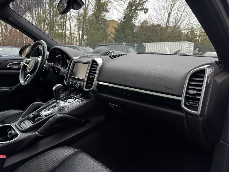 2016 Porsche Cayenne Willow Grove PA