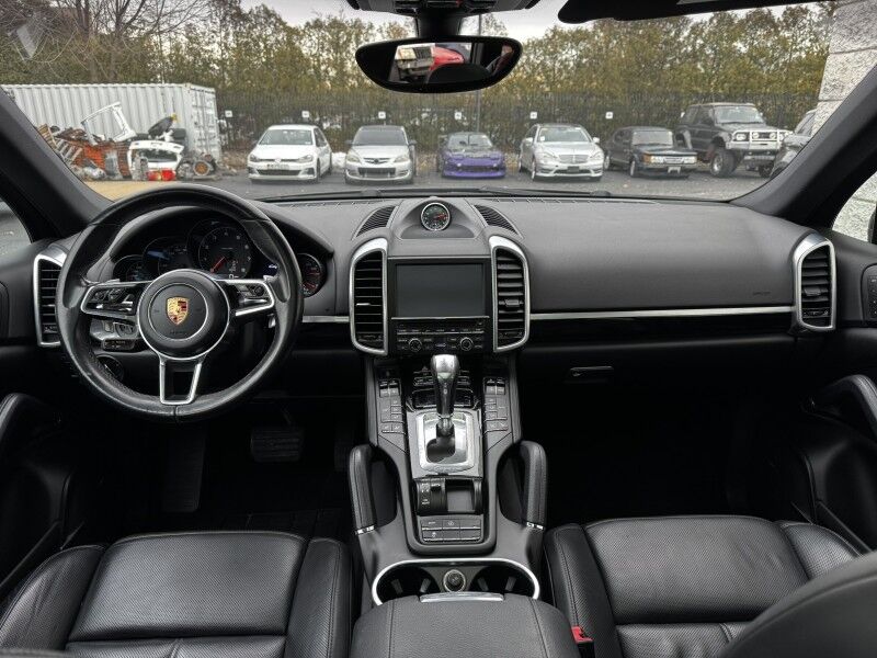 2016 Porsche Cayenne Willow Grove PA