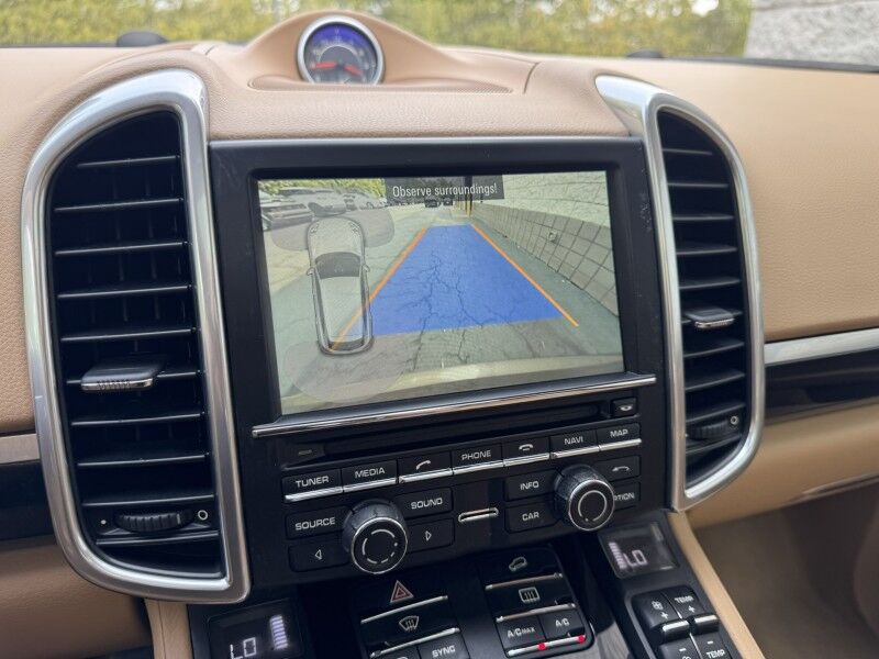 2016 Porsche Cayenne  Willow Grove PA