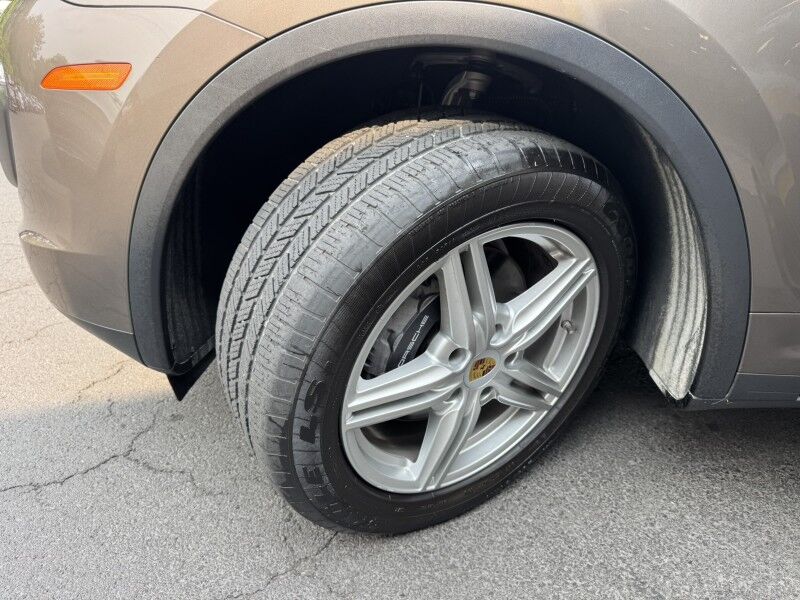 2016 Porsche Cayenne  Willow Grove PA