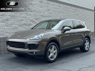 2016_Porsche_Cayenne__ Willow Grove PA