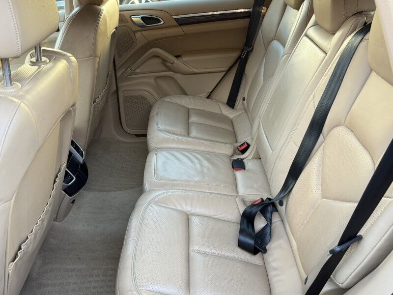 2016 Porsche Cayenne Willow Grove PA