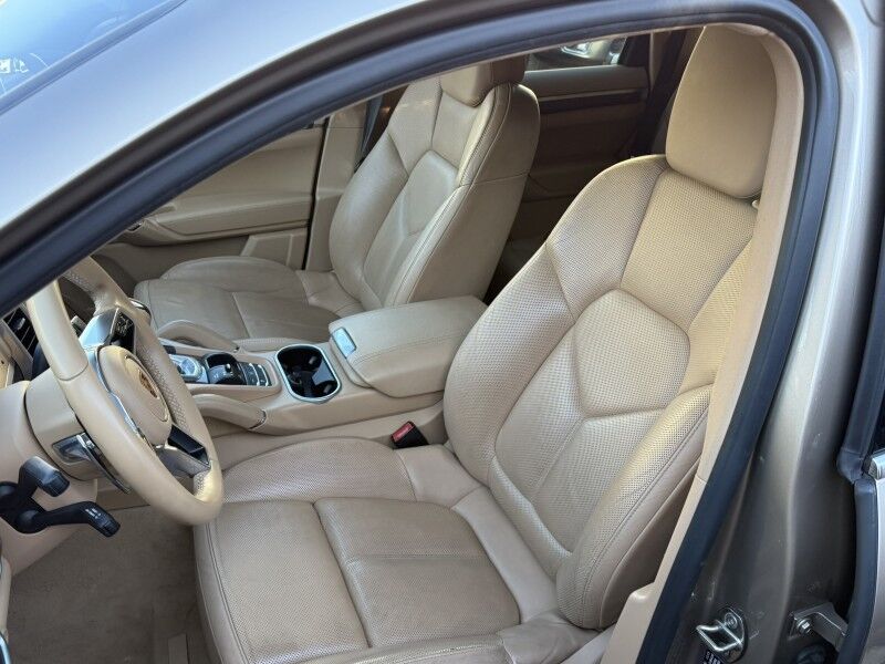 2016 Porsche Cayenne Willow Grove PA