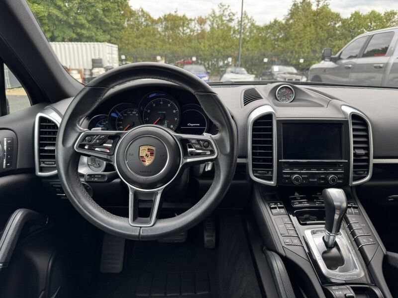 2016 Porsche Cayenne Willow Grove PA