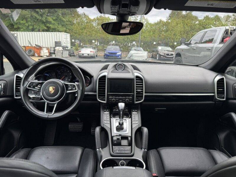 2016 Porsche Cayenne Willow Grove PA