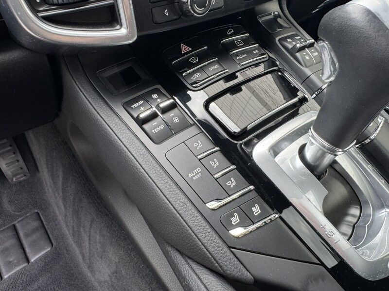 2016 Porsche Cayenne Willow Grove PA