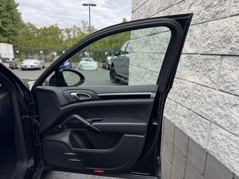 2016 Porsche Cayenne Willow Grove PA