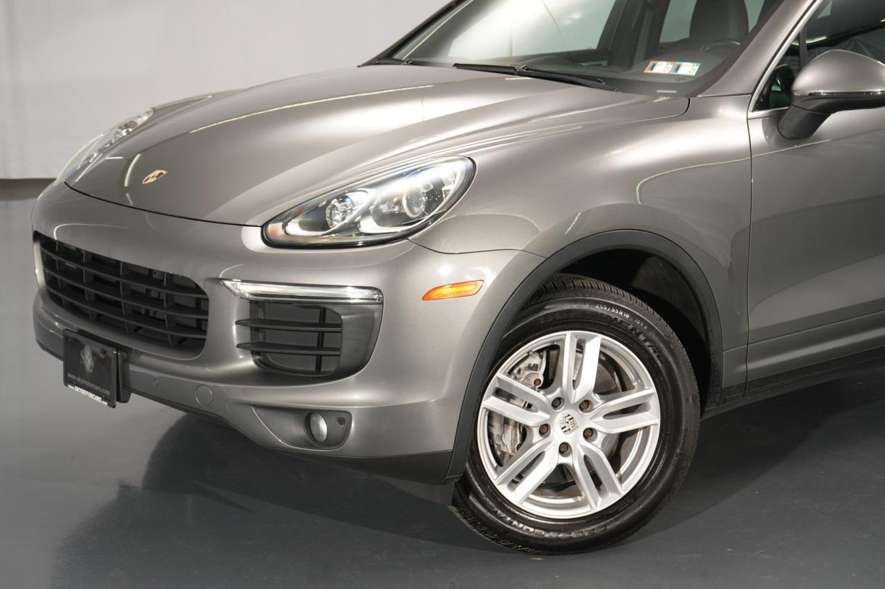 2016 Porsche Cayenne AWD Premium Package